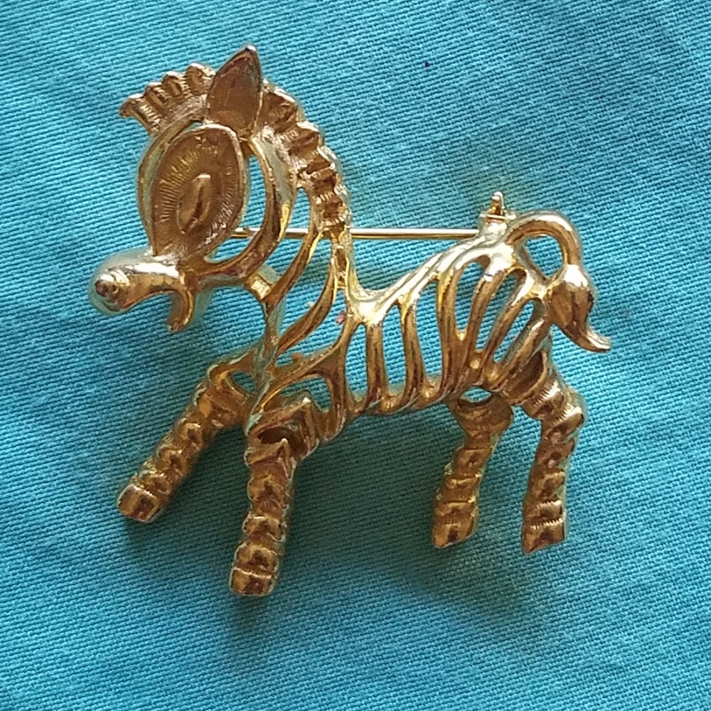 Vintage Zebra Gold tone Brooch Sarah Coventry